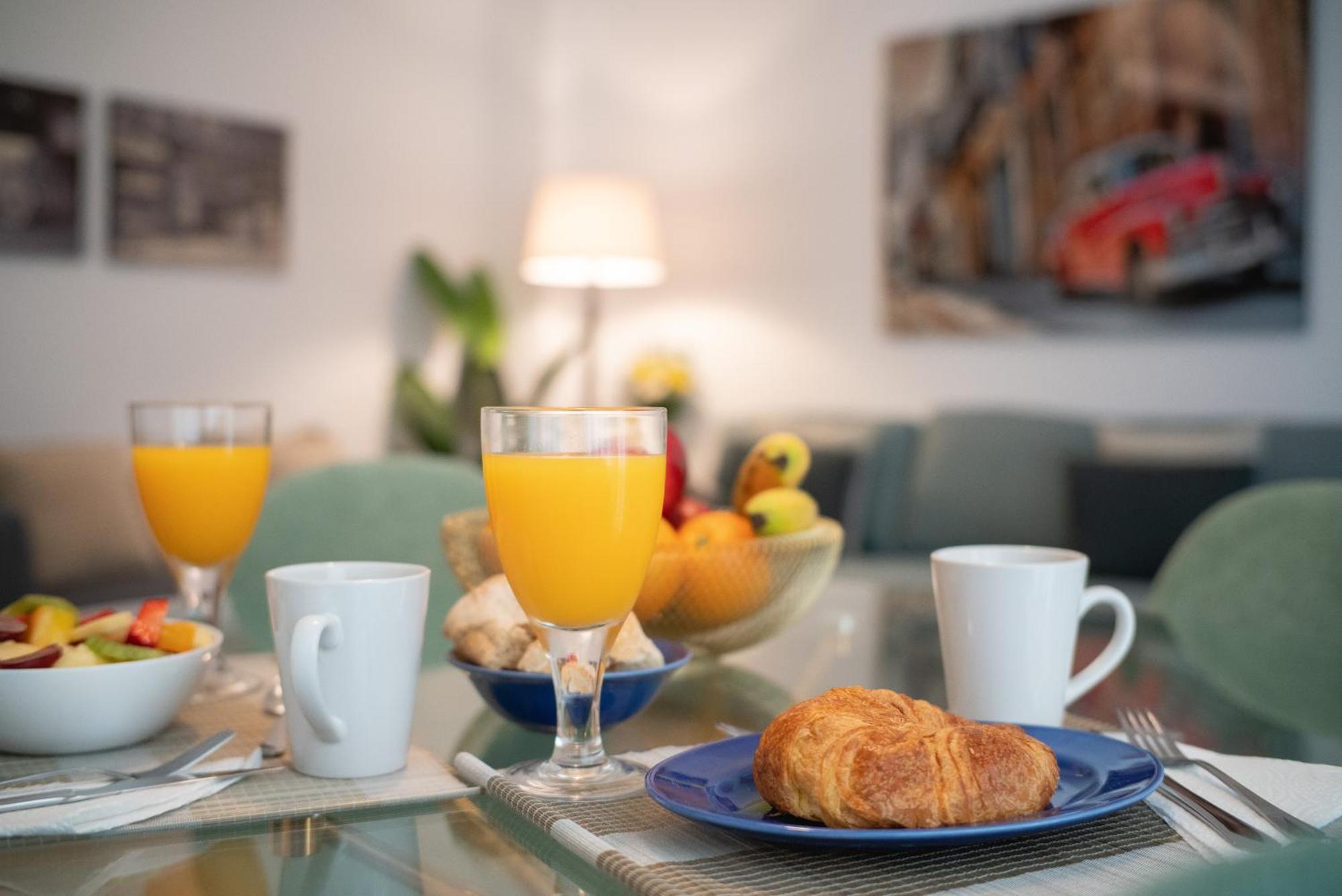 Apartamento Castilla 61 Севиля Екстериор снимка