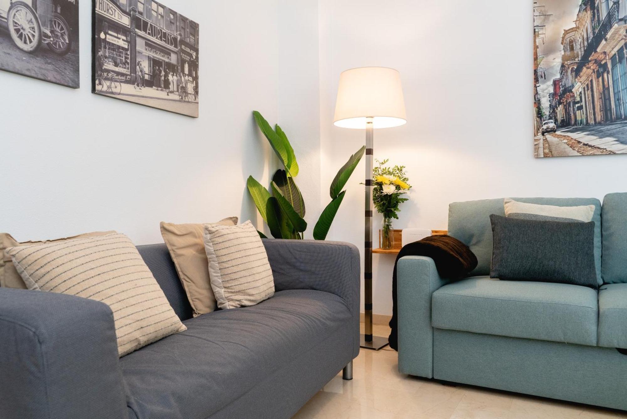 Apartamento Castilla 61 Севиля Екстериор снимка