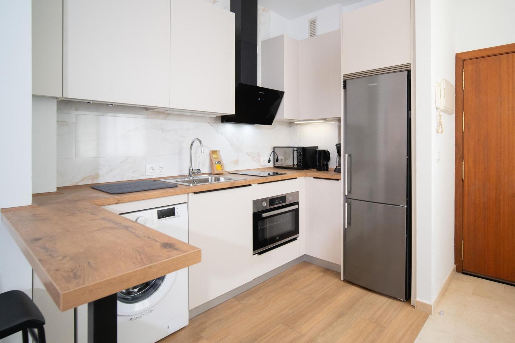 Apartamento Castilla 61 Севиля Екстериор снимка